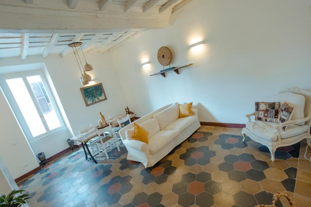 Domus Superior Navona - Pantheon Apartment Rome Bagian luar foto